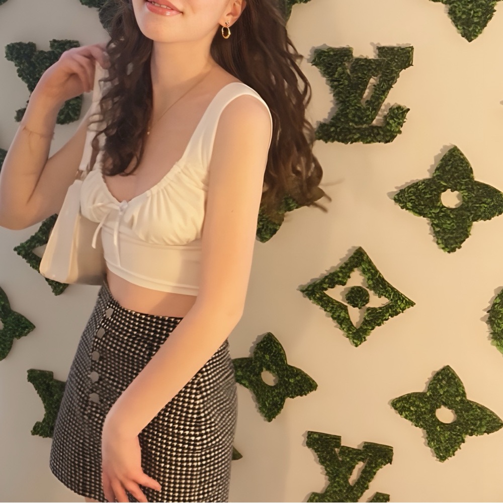 Elegant White Bow Top